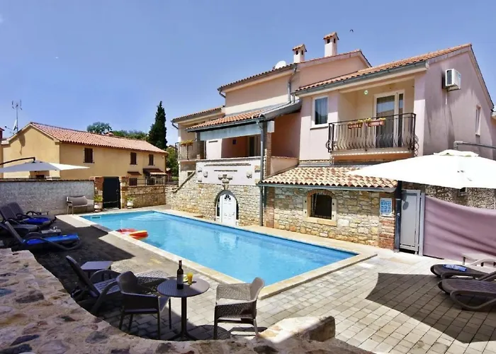 Noemi1 By Interhome Appartamento